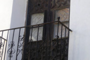 Balcón de casa Navarro