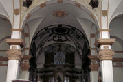 Interios de la Iglesia - Altar mayor 
