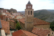 Panoramica con la Iglesia y el Castillo